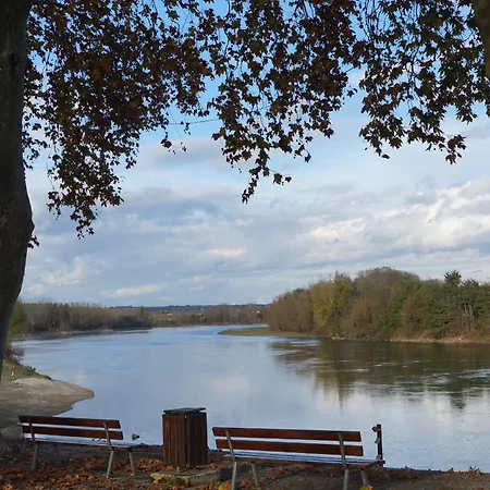 Chez Les Gens De Garonne