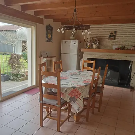 Habitación en casa particular Chez Les Gens De Garonne